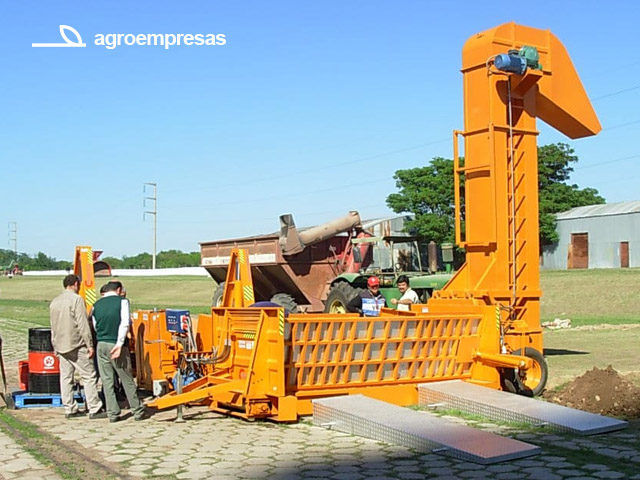 Plataforma volcadora para camiones hidráulica y transportable - Imagen 2
