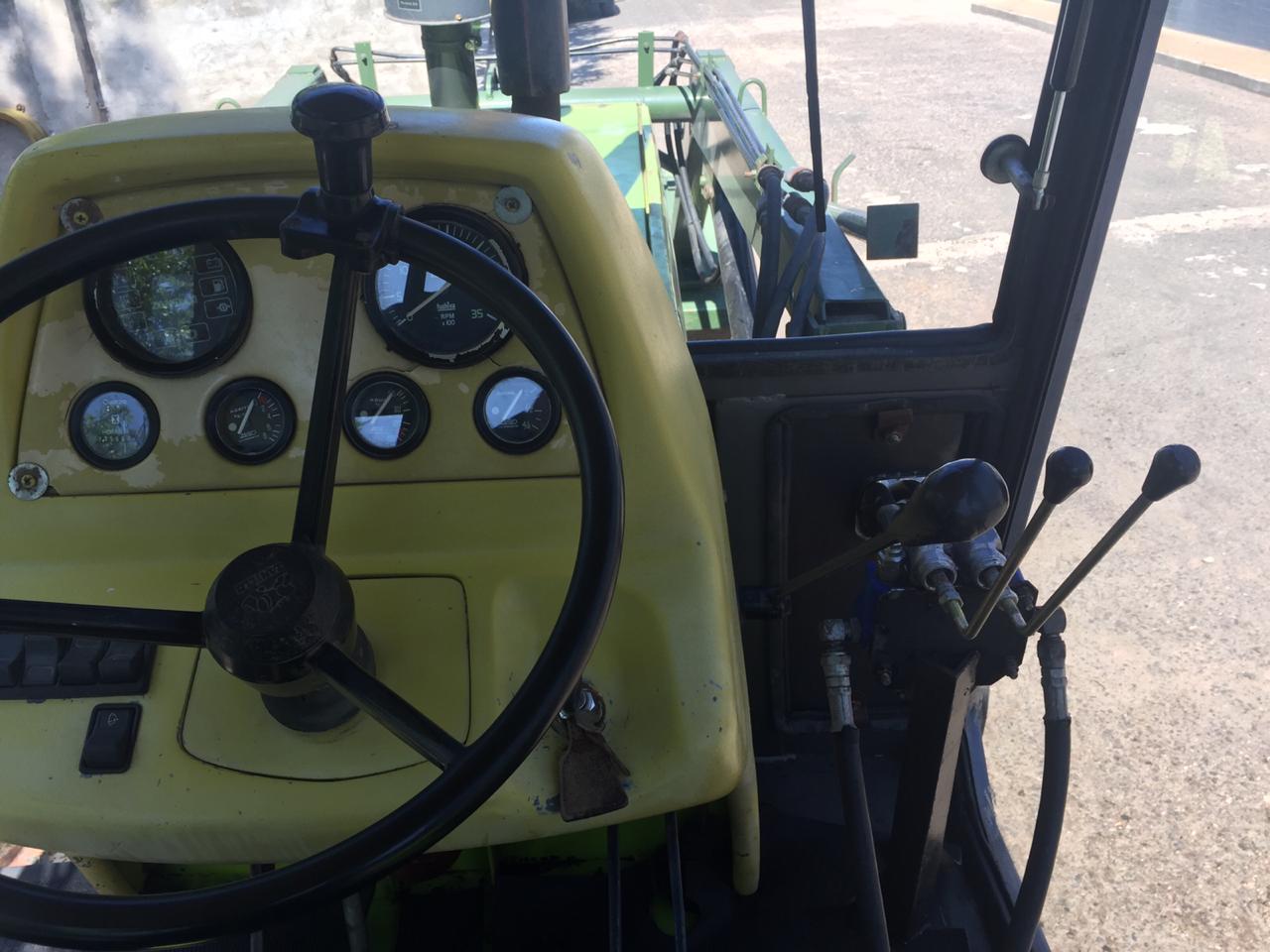 Tractor Zanello 230CC con Pala y Pinche Rollos - Imagen 5